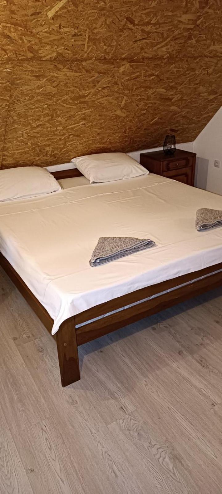 Pyramid Holiday House Visoko Exterior foto